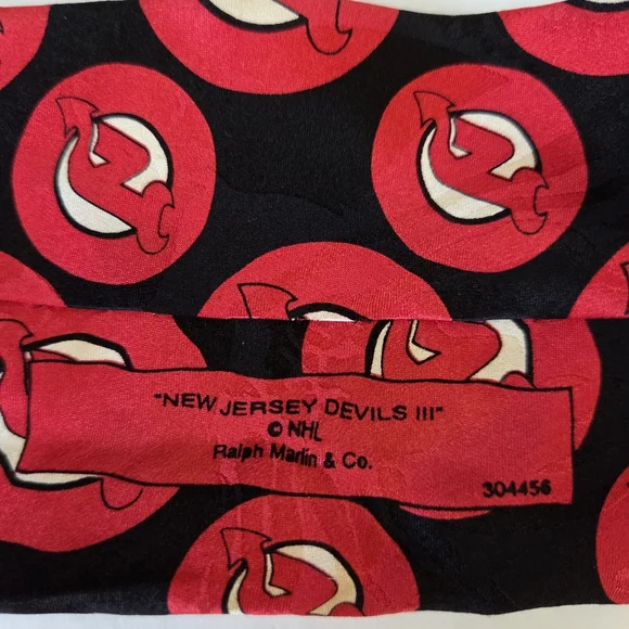 New Jersey Devils NHL Hockey Fan RM Sport aop silk usa official neck tie - Picture 5 of 7